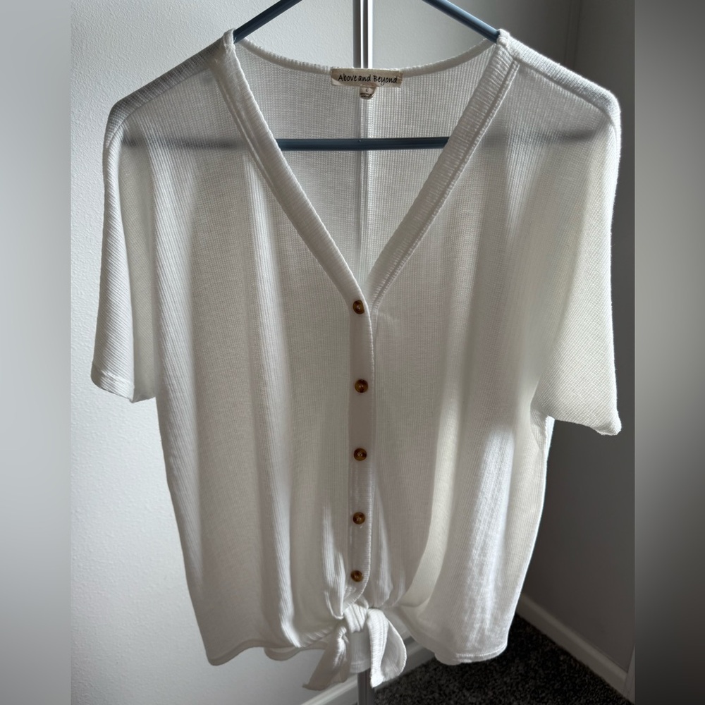Casual‎ White Button-Down Women's Top